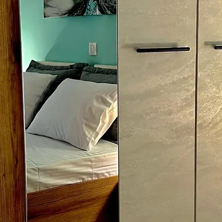 Aliki's House Apartmán *