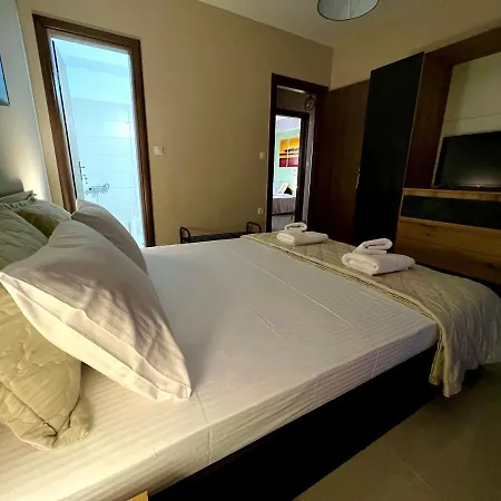 Aliki's House Apartmán *