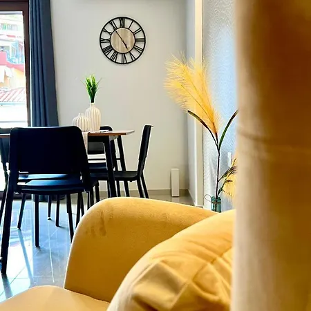 Aliki's House Apartmán *